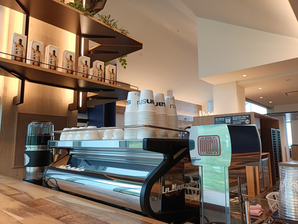 サンショク_コーヒーマシン