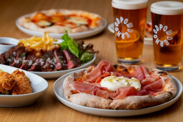 POWDERHOOD RESTAURANT & TAPROOM